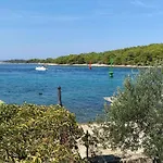 بيت للعطل Zdrelac Guest House Ždrelac