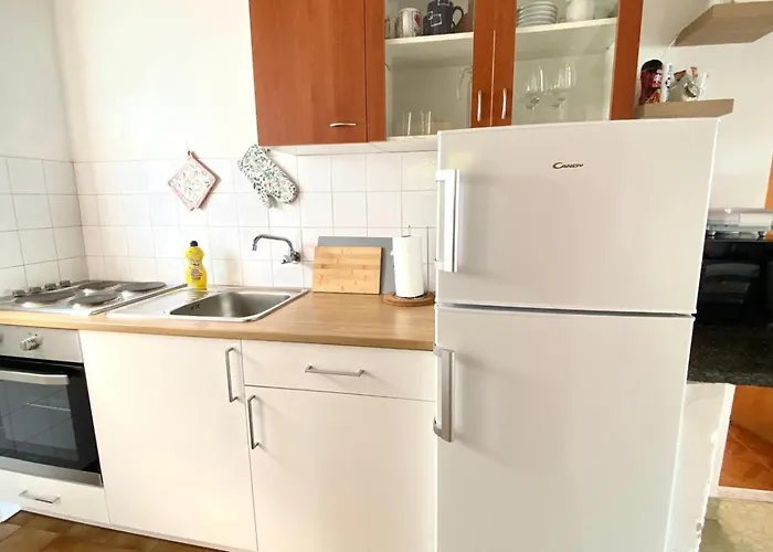 Ždrelac Guest House